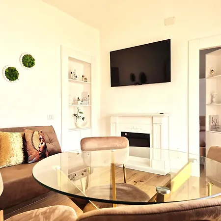 Romantica Corte Dei Limoni *